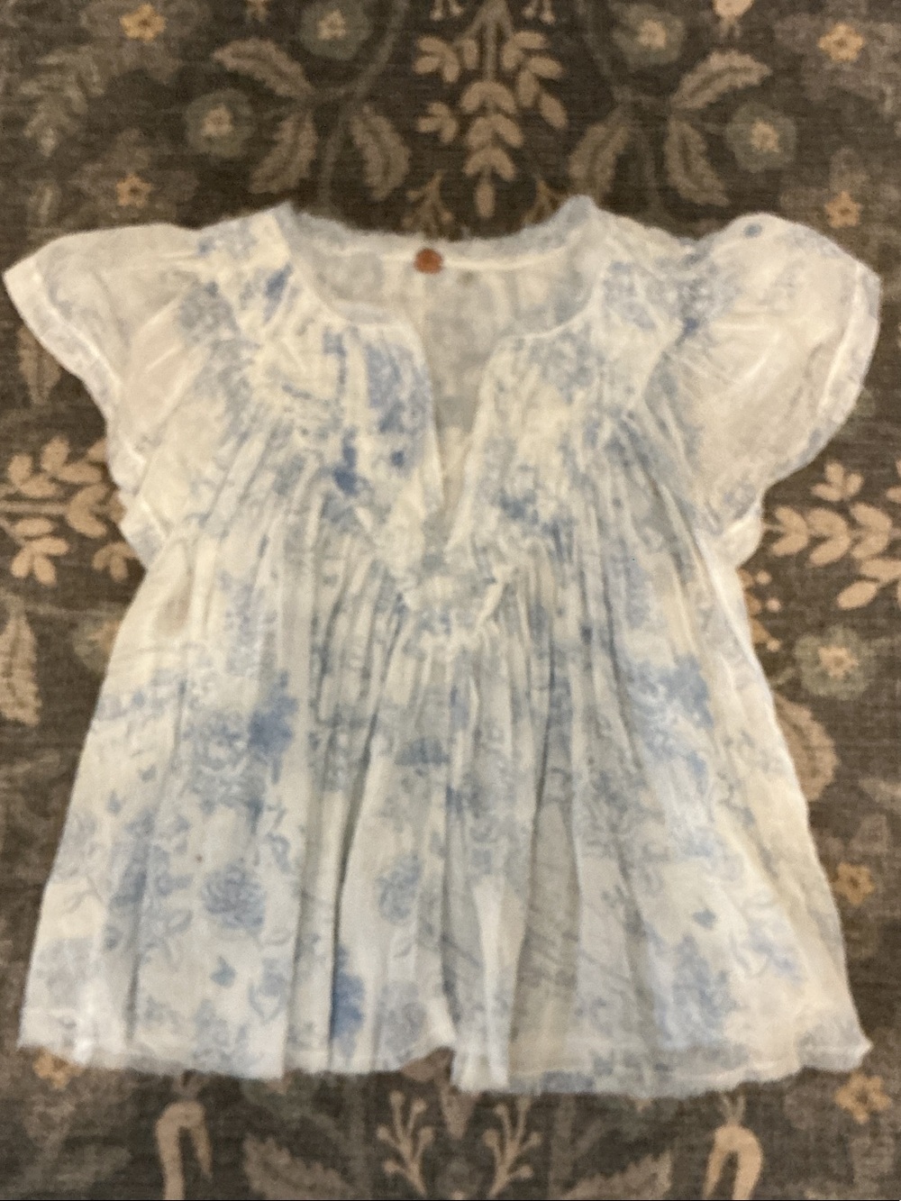 Light Blue Floral Peasant Top - Breathable Short Sleeve small petite size